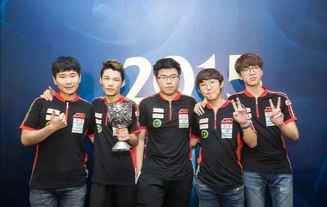 和出色的臂 和出色的臂